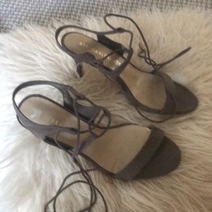 Tan lace up suede shoes